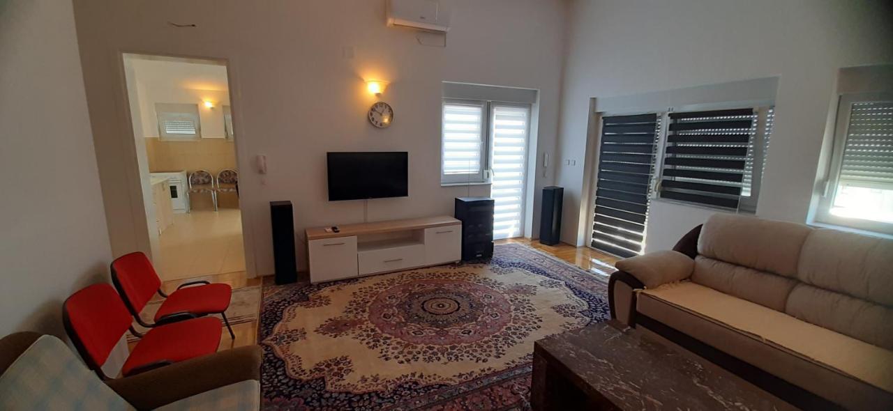 Apartmani Paradise Sutomore Exterior photo